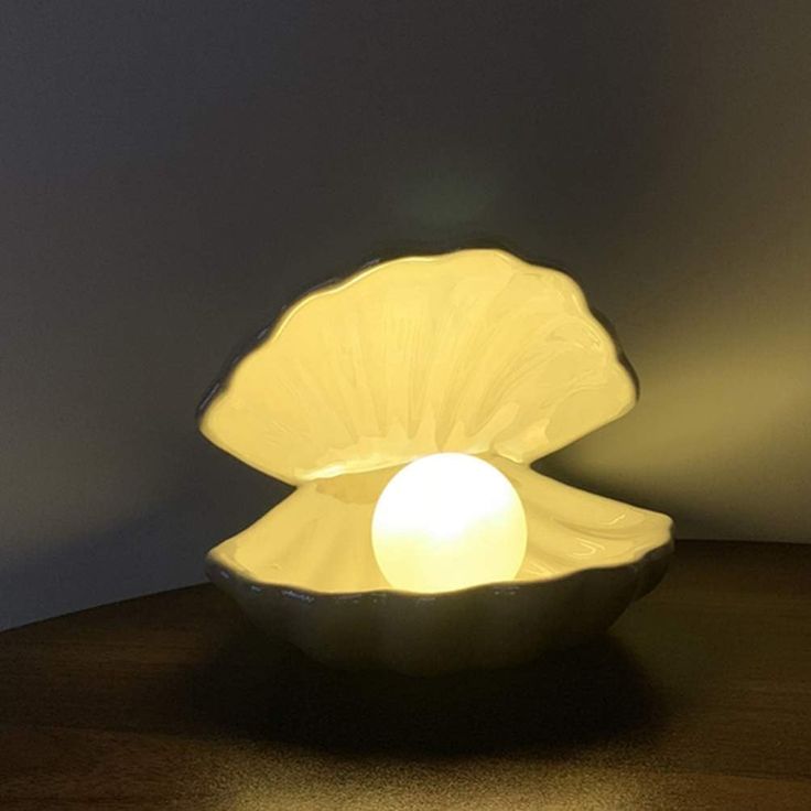 Glanciety Shell Pearl Night Lamp