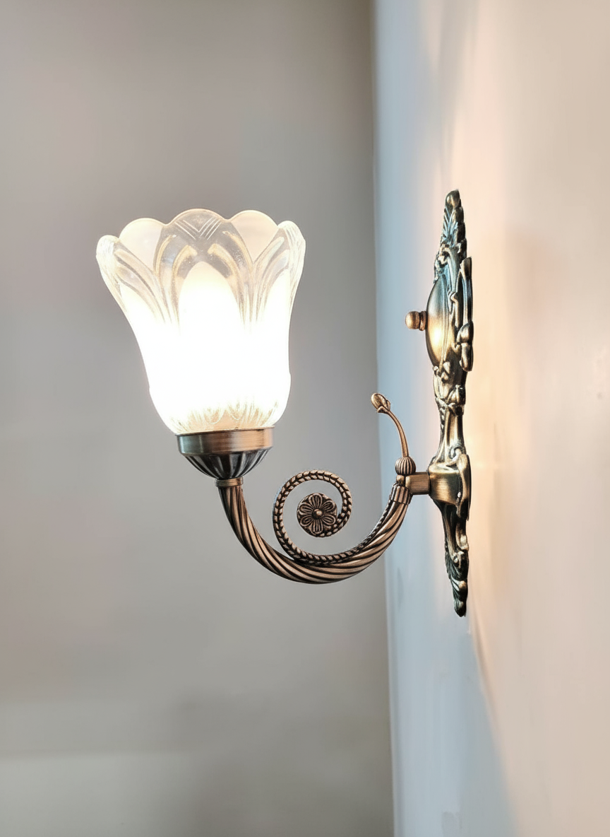 Glanciety Vintage Style Ornate Wall Lamp