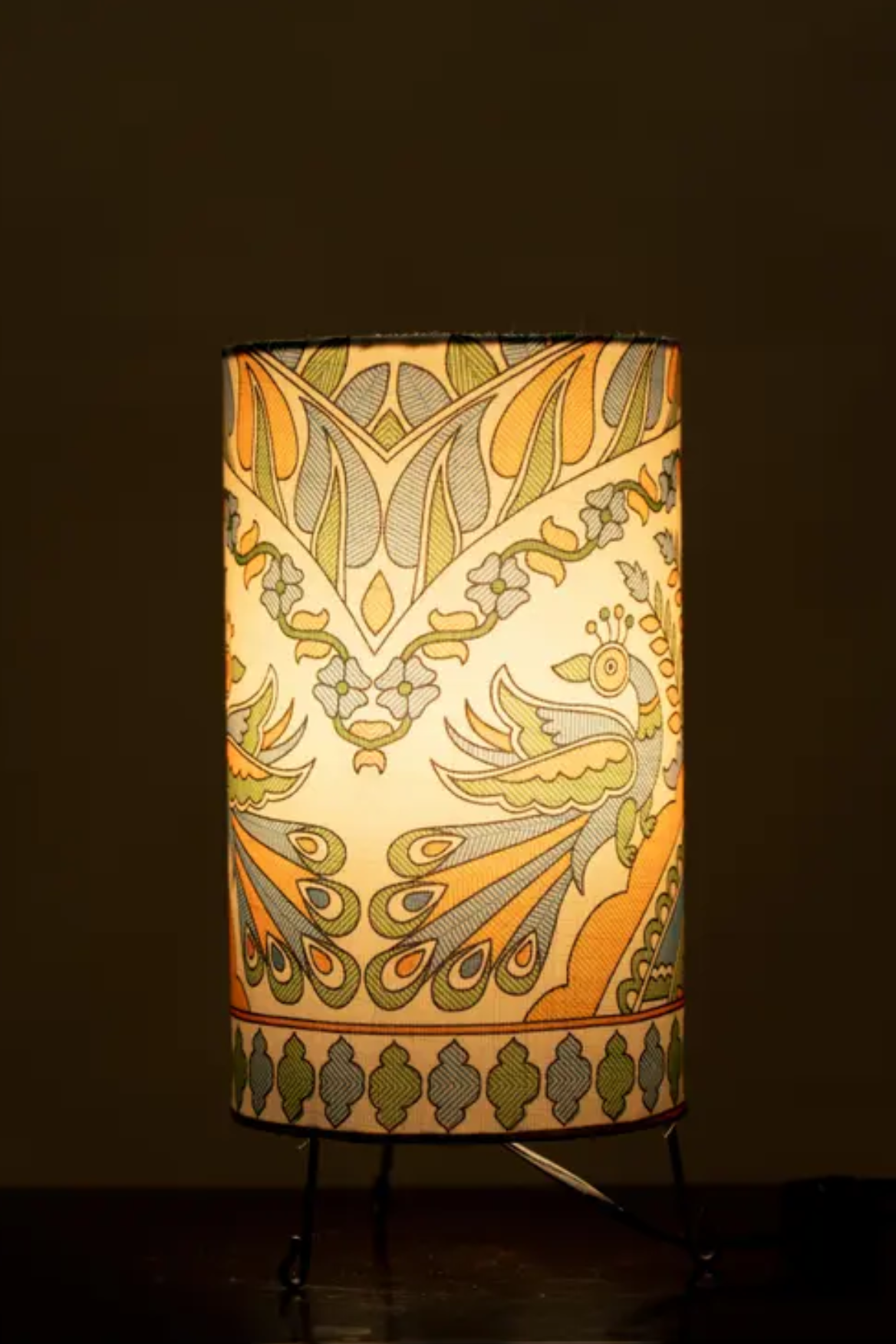 Glanciety Handicraft Table Lamp – Madhubani Art on Fabric Shade