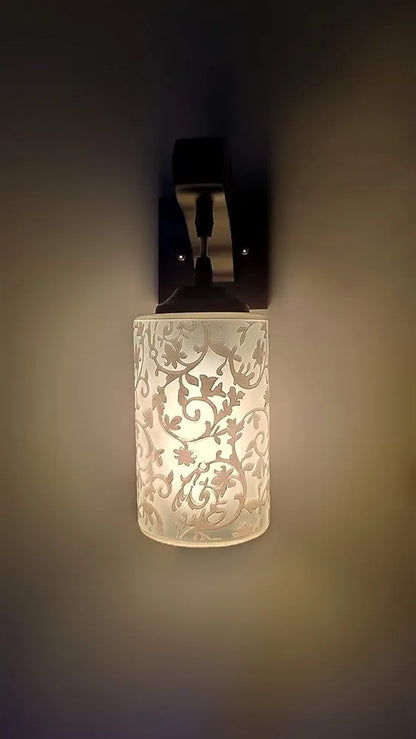 Glanciety "Timeless Bloom" Wall Sconce